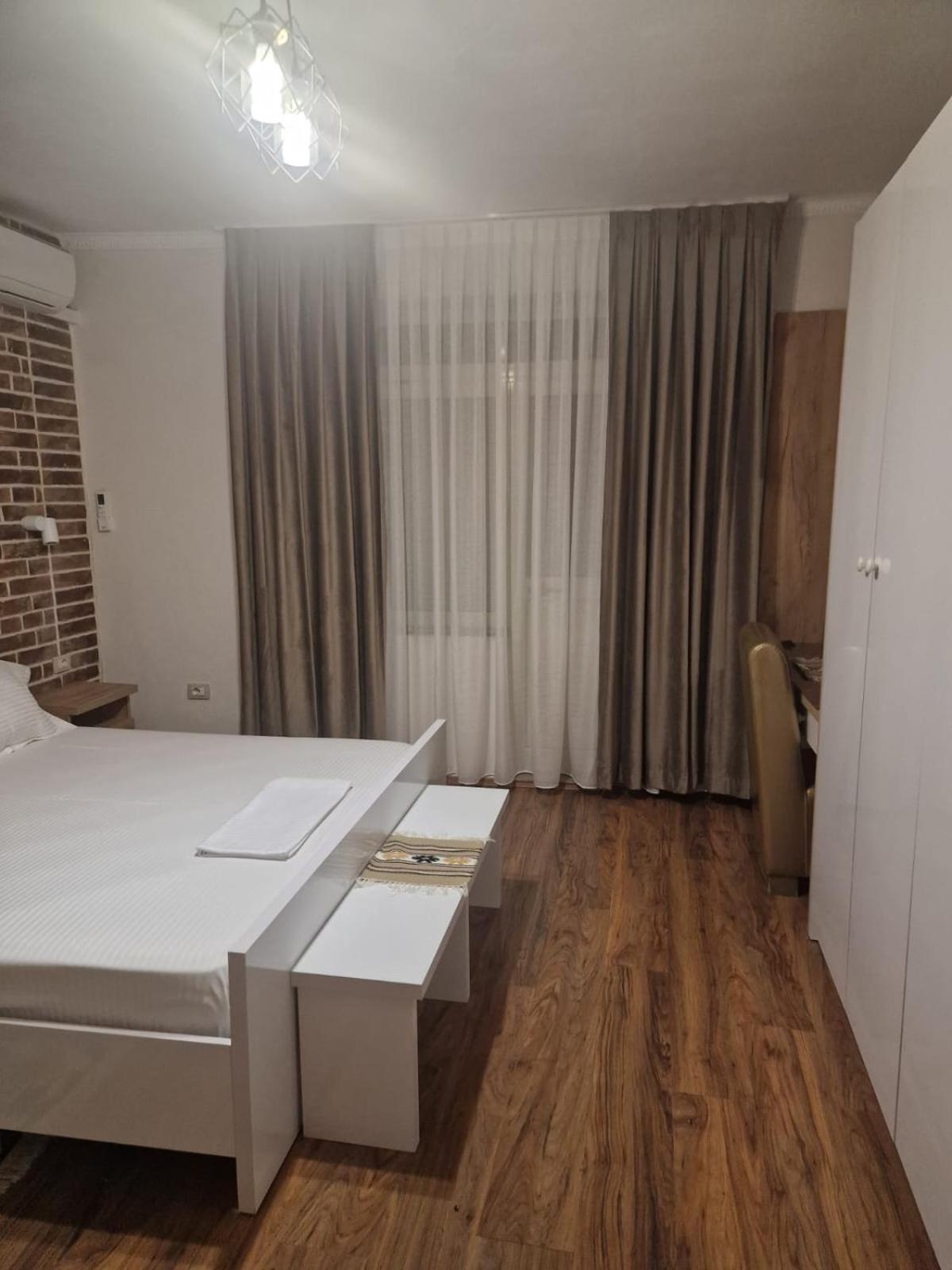 27 Center House *